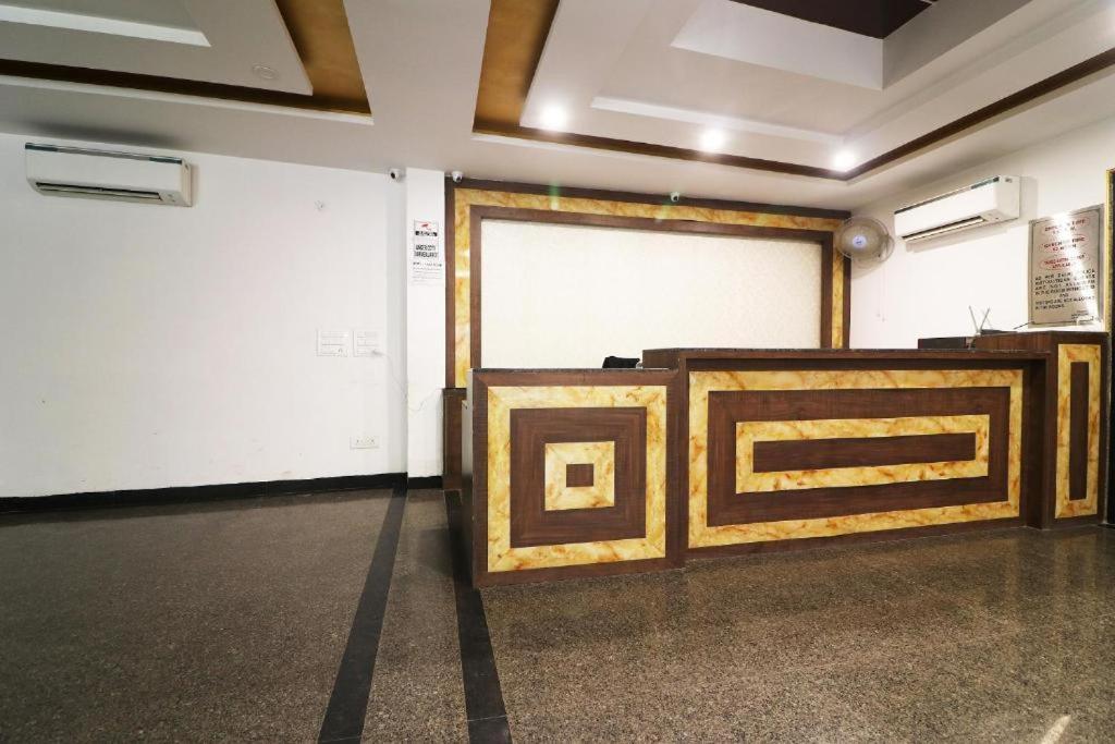 Hotel Peridot Near Igi Delhi Airport نيودلهي المظهر الخارجي الصورة